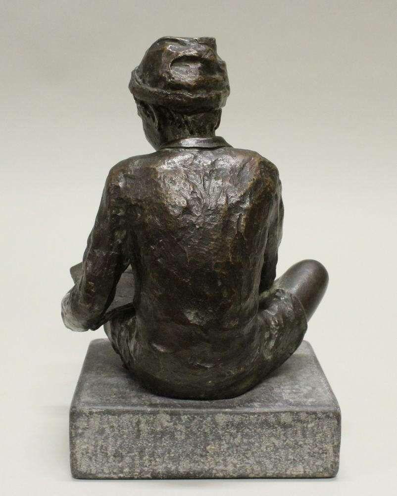 Reserve: 280 EUR        Bronze, "Schreibender Knabe", verso bezeichnet Ronzano 96(?), 2/20, auf - Image 6 of 6