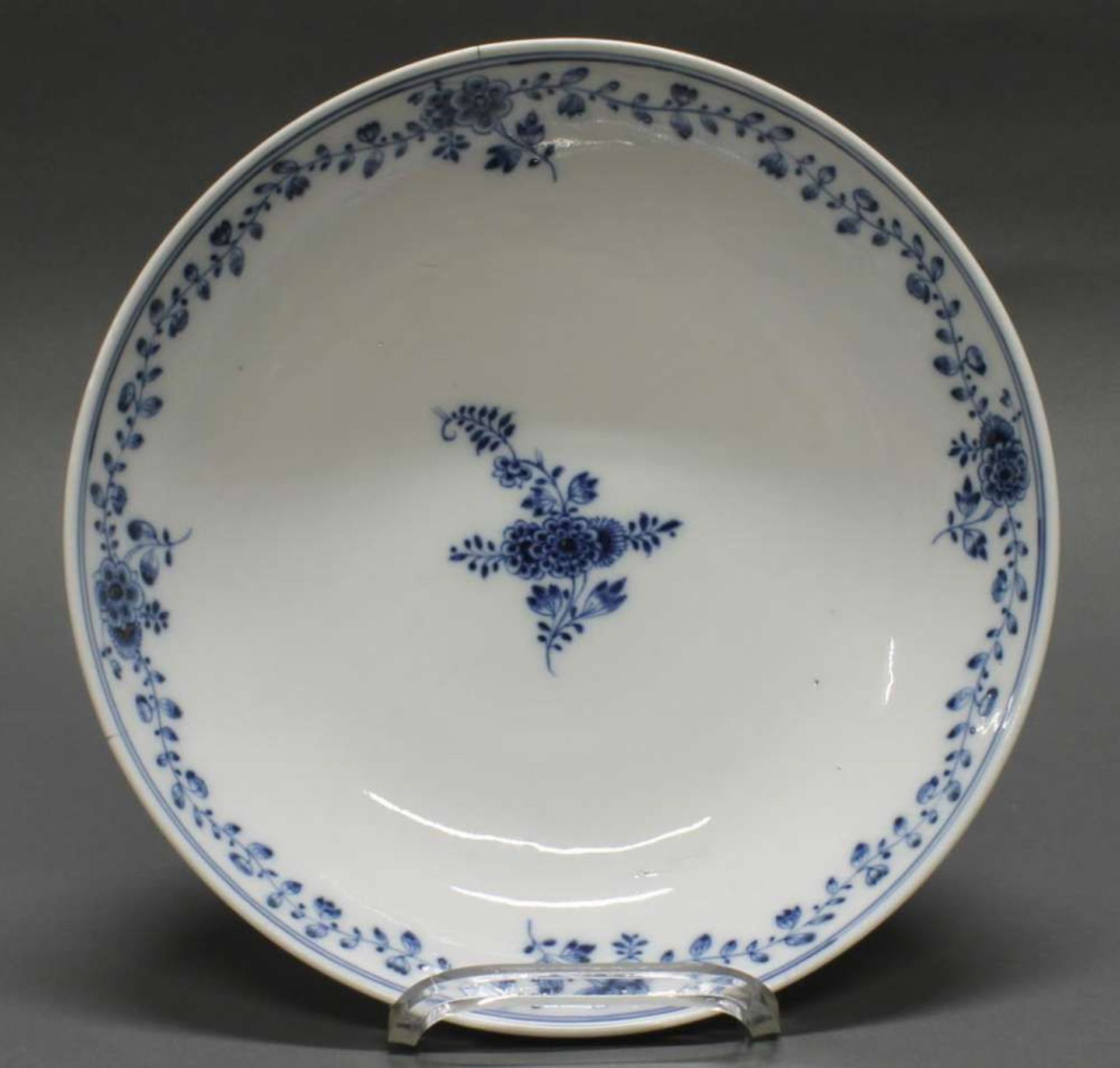 Reserve: 60 EUR        Schale, Meissen, Schwertermarke, 1774-1817, 1. Wahl, blaue Strohblume, 6 cm - Image 2 of 4