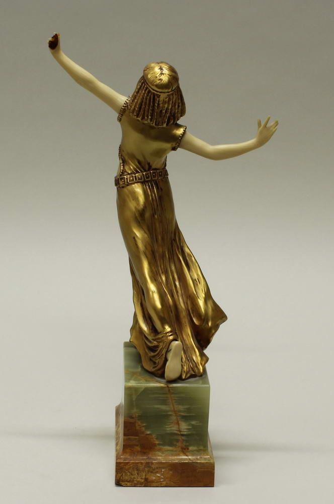 Reserve: 280 EUR        Figur, Elfenbein und Bronze, "Orientalische Tänzerin", 25.5 cm hoch, auf - Image 6 of 8