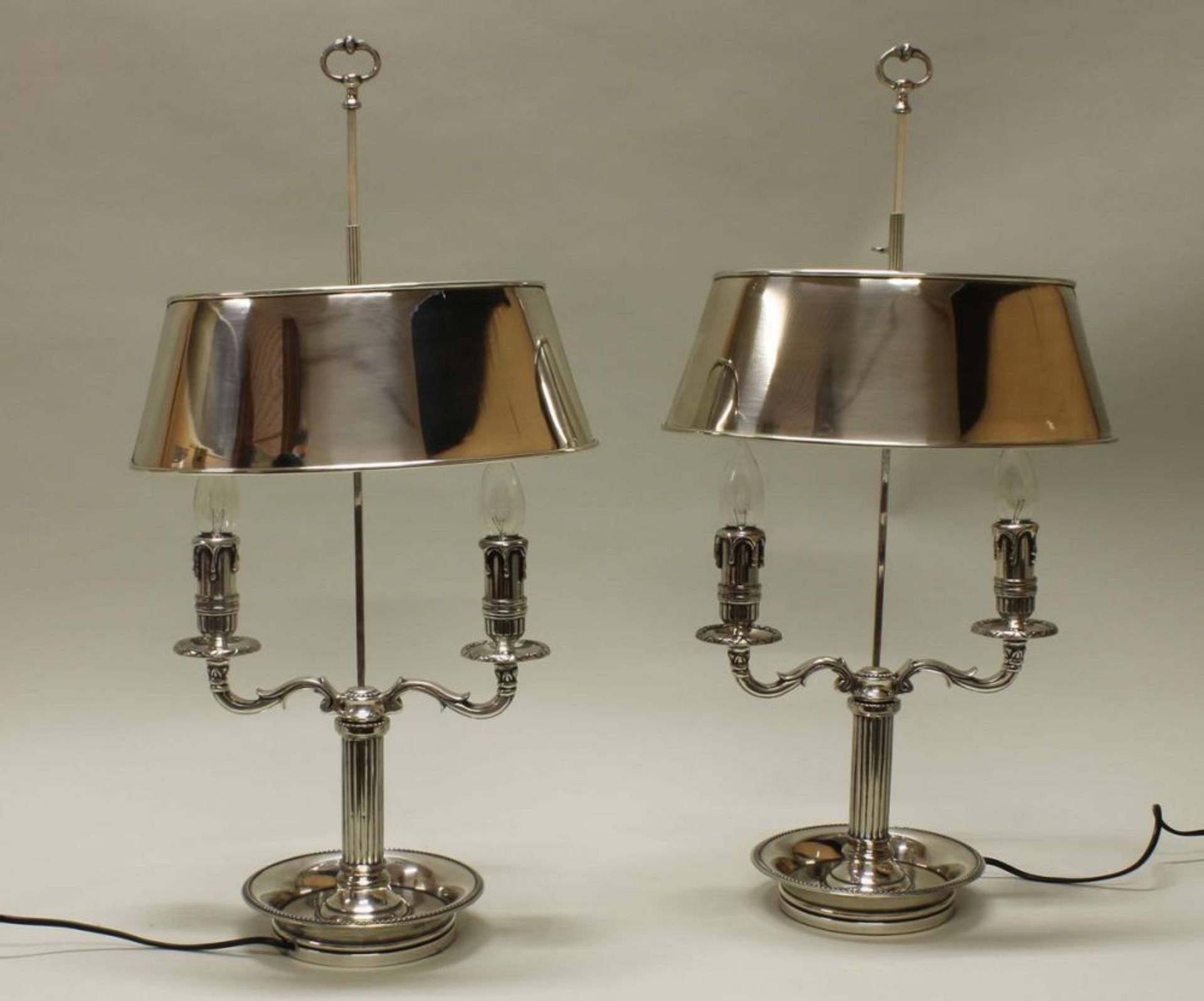 Reserve: 280 EUR        Paar Tischlampen, englischer Stil, neuzeitlich, Silber plated, je