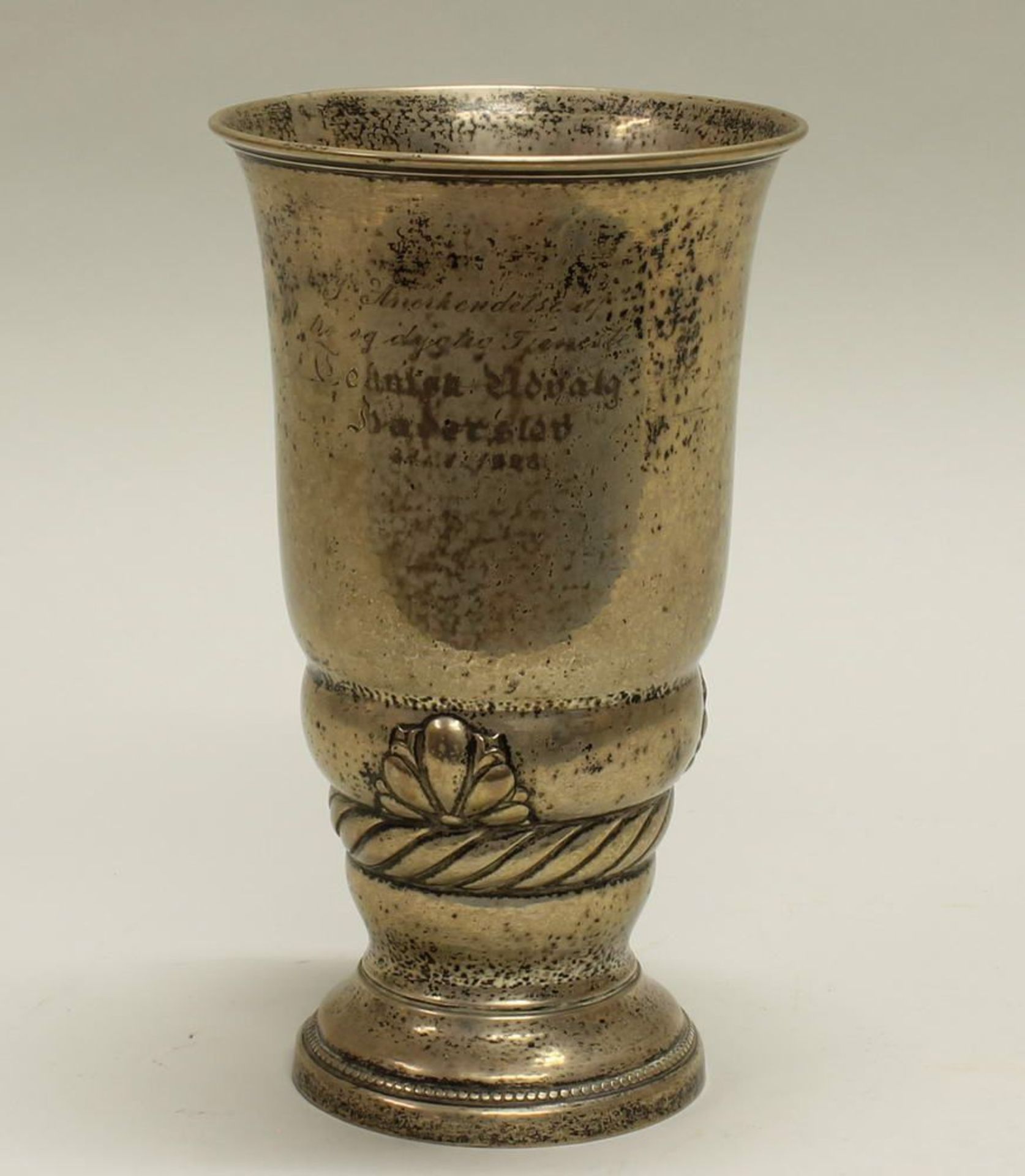 Reserve: 160 EUR        Pokal, Silber 826, Dänemark, 1926, martelliert, gravierte Inschrift mit