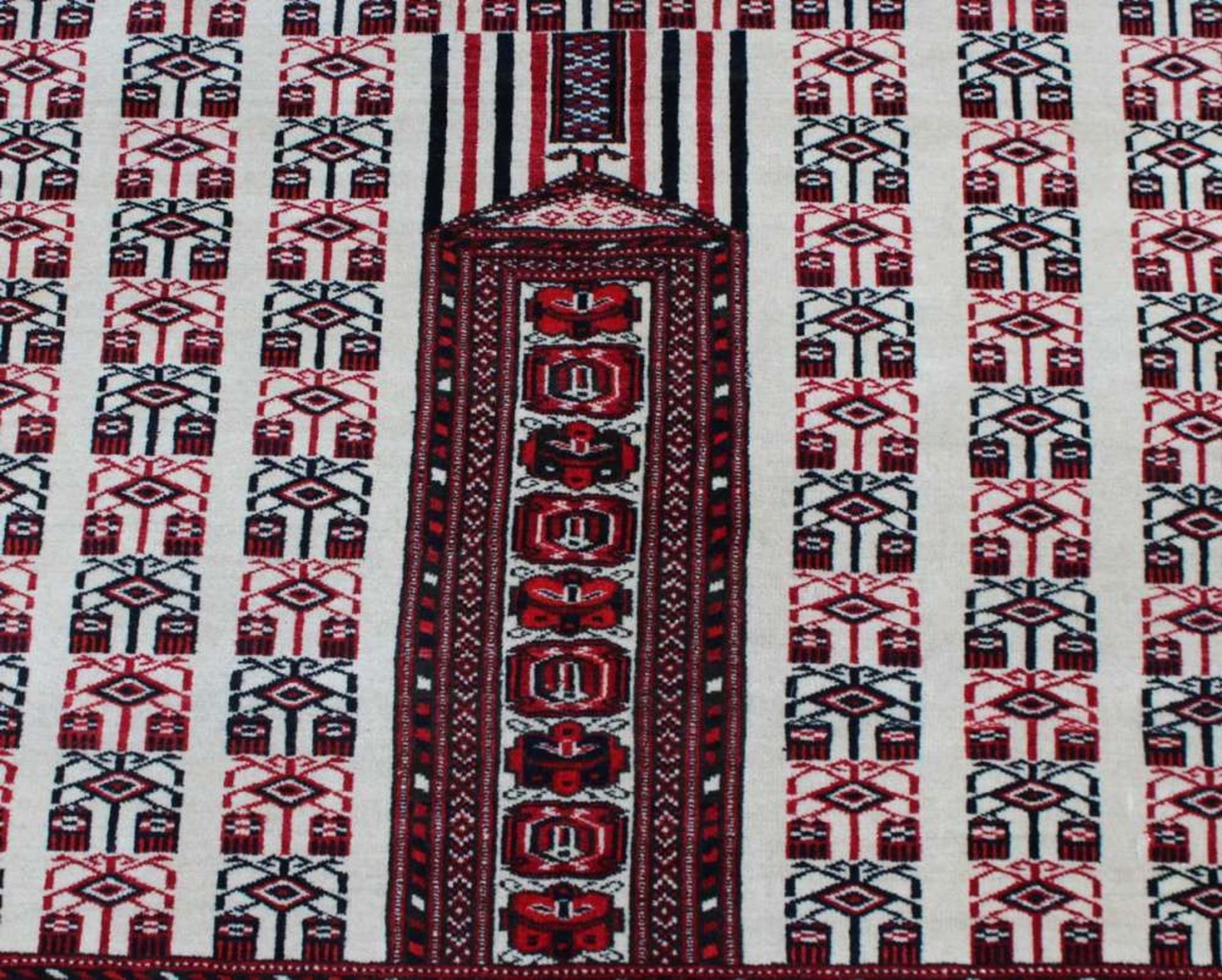 Reserve: 250 EUR        Tekke-Engsi-Hatschlu, Turkmenien, feine Knüpfung, ca. 1.93 x 1.40 m - Image 3 of 6