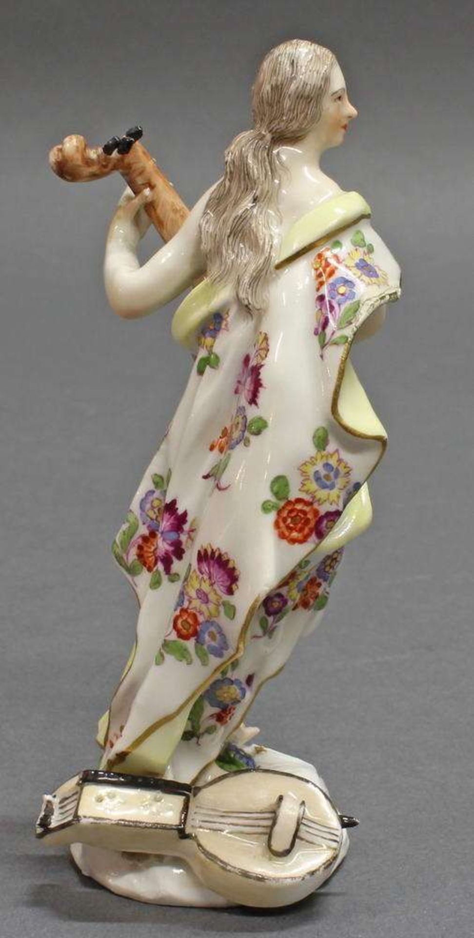 Reserve: 500 EUR        Porzellanfigur, "Die Muse Erato", Meissen, Schwertermarke, um 1760, - Image 8 of 12