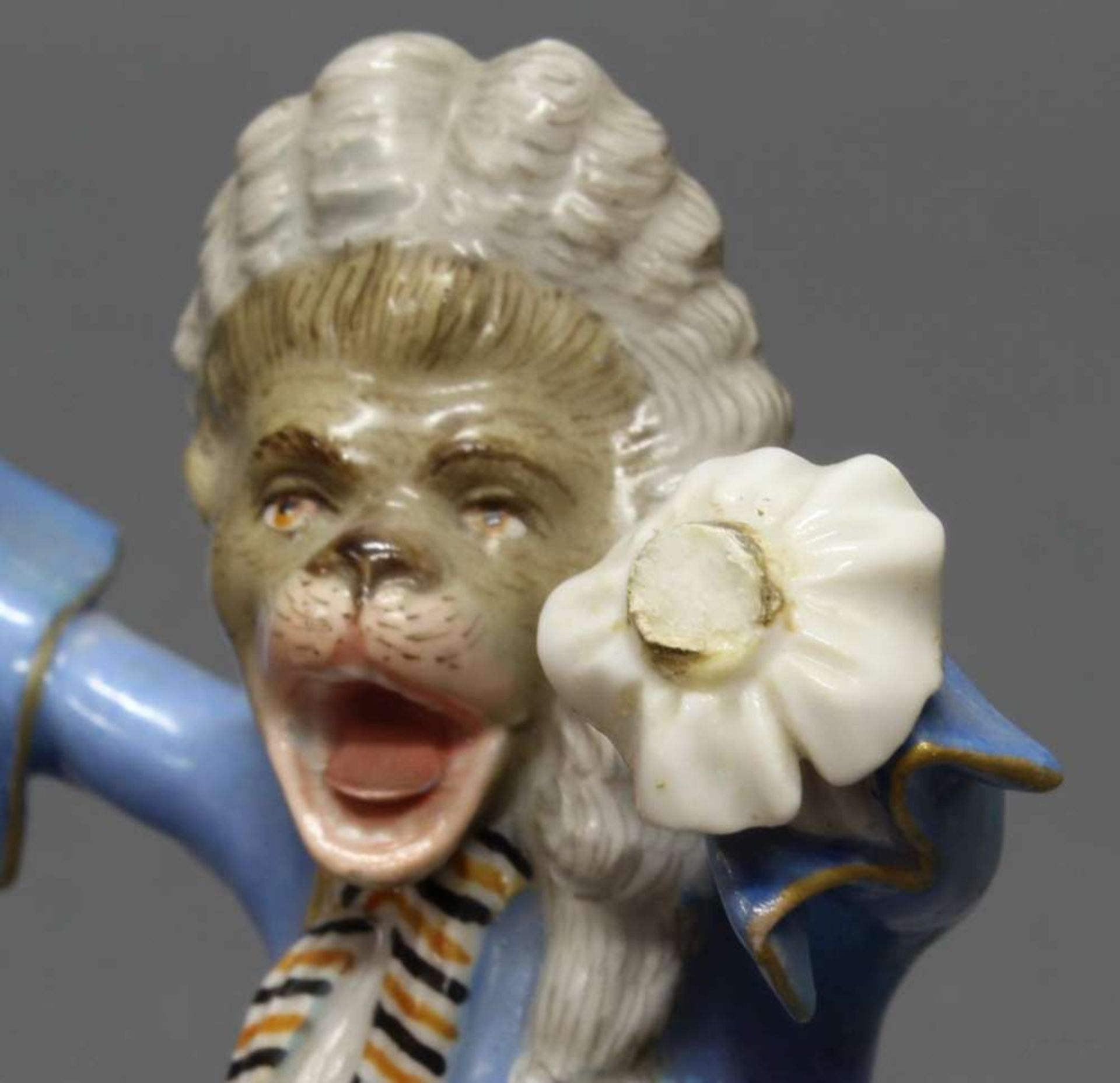 Reserve: 120 EUR        Porzellanfigur, "Dirigent der Affenkapelle", Meissen, Schwertermarke, 1850- - Image 6 of 8