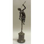 Reserve: 350 EUR        Bronze, "Fortuna", nach Giambologna, auf Sockel, 79 cm hoch, Posaune