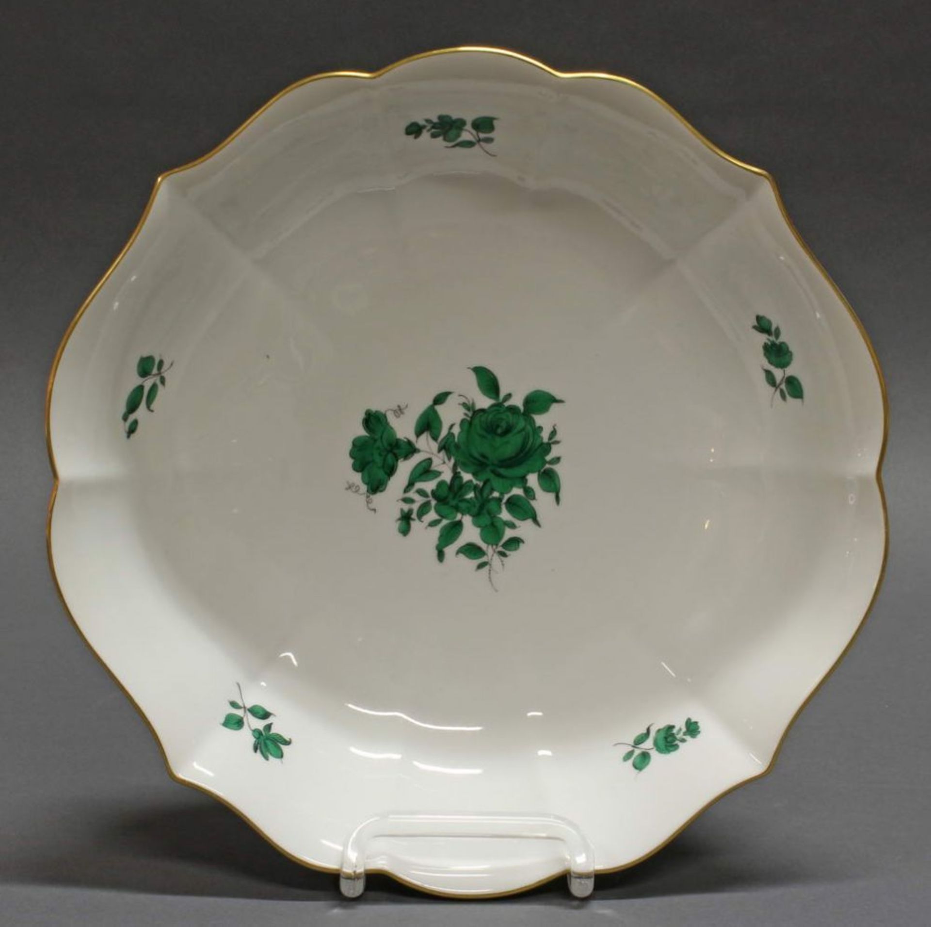 Reserve: 40 EUR        Schale, Wien, Augarten, Dekor Maria Theresia, Goldrand, ø 26 cm - Image 2 of 2