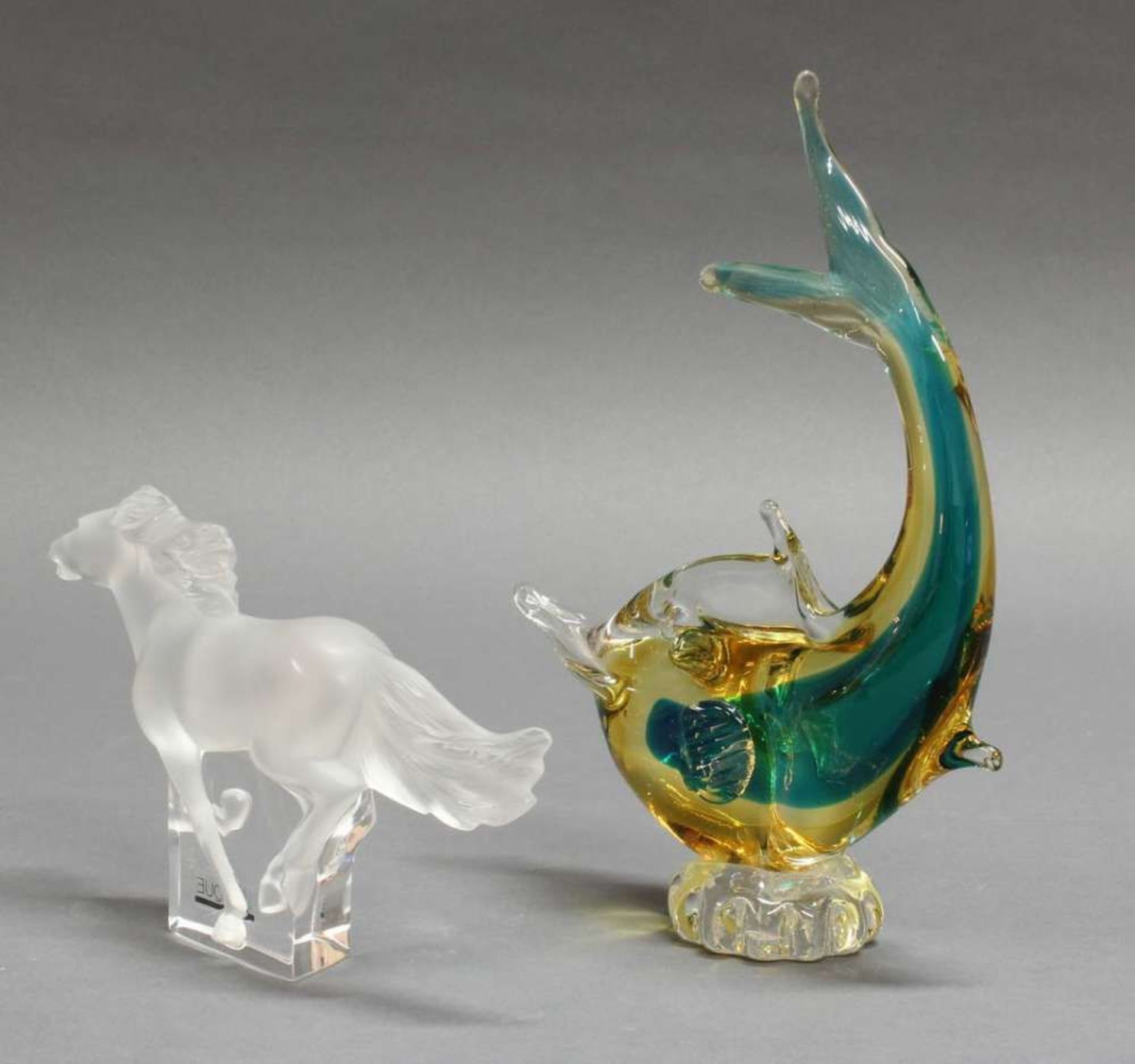 Reserve: 60 EUR        2 Glasfiguren, "Pferd" und "Fisch", Lalique bzw. Murano, teils mattiert - Image 4 of 4