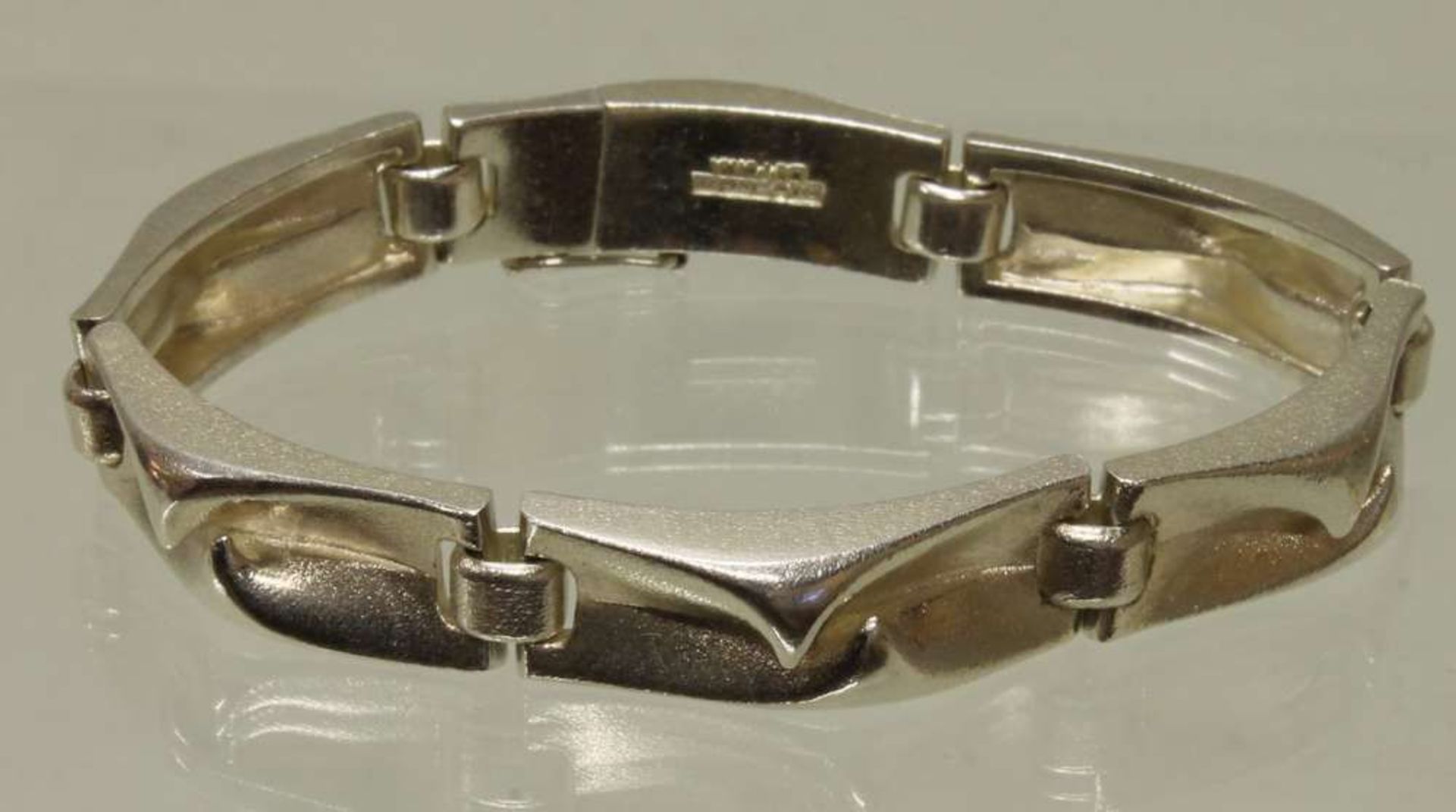 Reserve: 120 EUR        Armband, gepunzt Lapponia (Finnland), Silber 925, 38 g