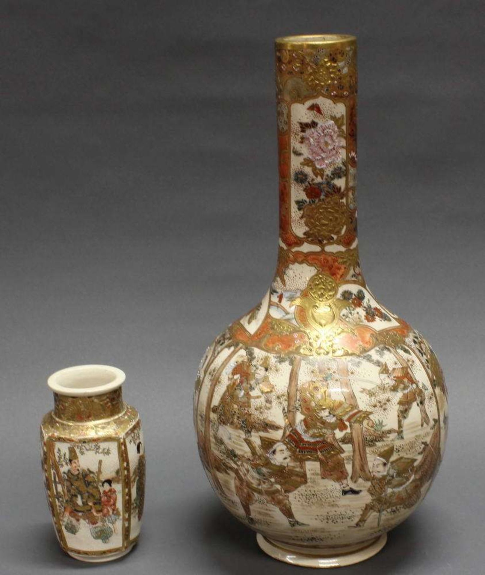 Reserve: 150 EUR        2 Satsuma-Vasen, Japan, Ende 19. Jh., vierseitig bzw. mit Enghals, - Image 3 of 4