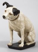 Hundefigur "Nipper" Keramik, 20.Jh. Auf brauner Plinthe der sitzende Hund m. schief gelegtem Kopf u.