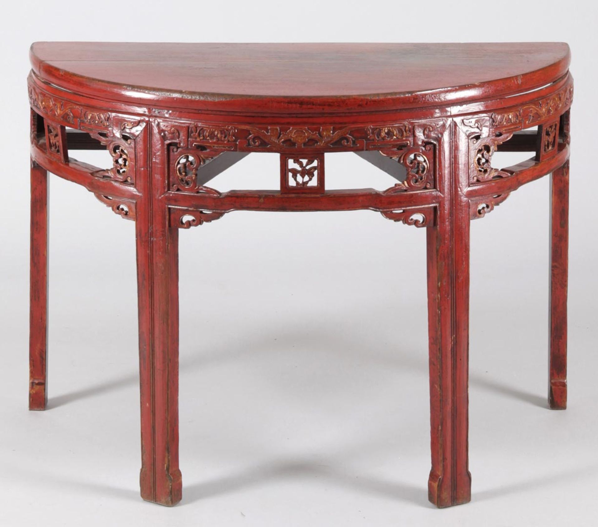 Konsoltisch Holz, 19.Jh. Rot gefasster halbrunder Tisch. Auf vier gekanteten Beinen die