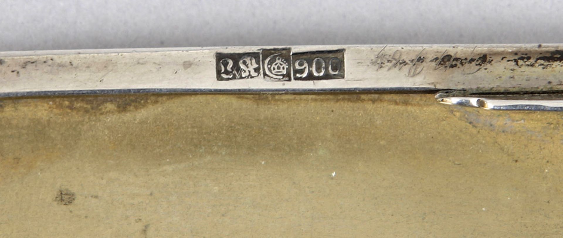 Kl. Etui 900er Silber/Email, Deutschland/Österreich, um 1900/Anf.20.Jh. Scharniertes Etui in - Bild 4 aus 5
