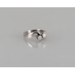 Ring 14ct. white gold with two diamonds H/vsi each 0.15 ct., size 51, weight 4.5 gr., good condition