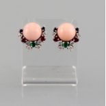 Stud earrings 18ct. white gold with coral pearls, each surrounded by six diamonds, two saphires, two