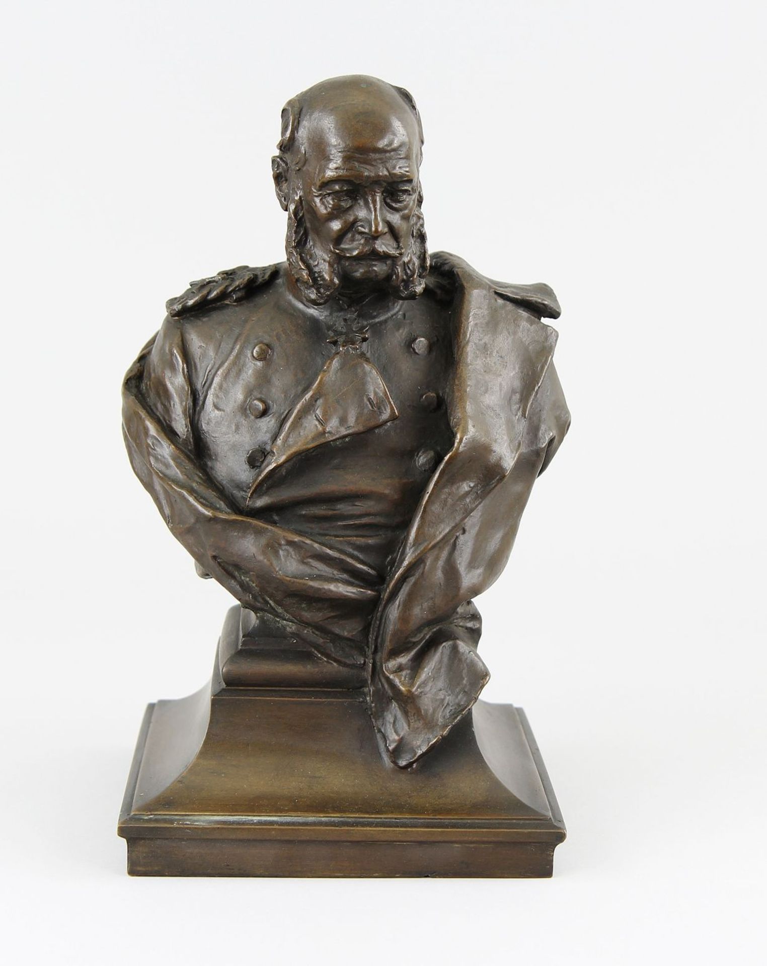 Krüger, Fr. (Deutscher Bildhauer, tätig ~1900) Brustbild "Wilhelm I. von Preussen", Bronze