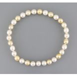 Chain Choker of 36 white and gold coloured pearls, hidden locker in one pearl, pearls diam. up to 14
