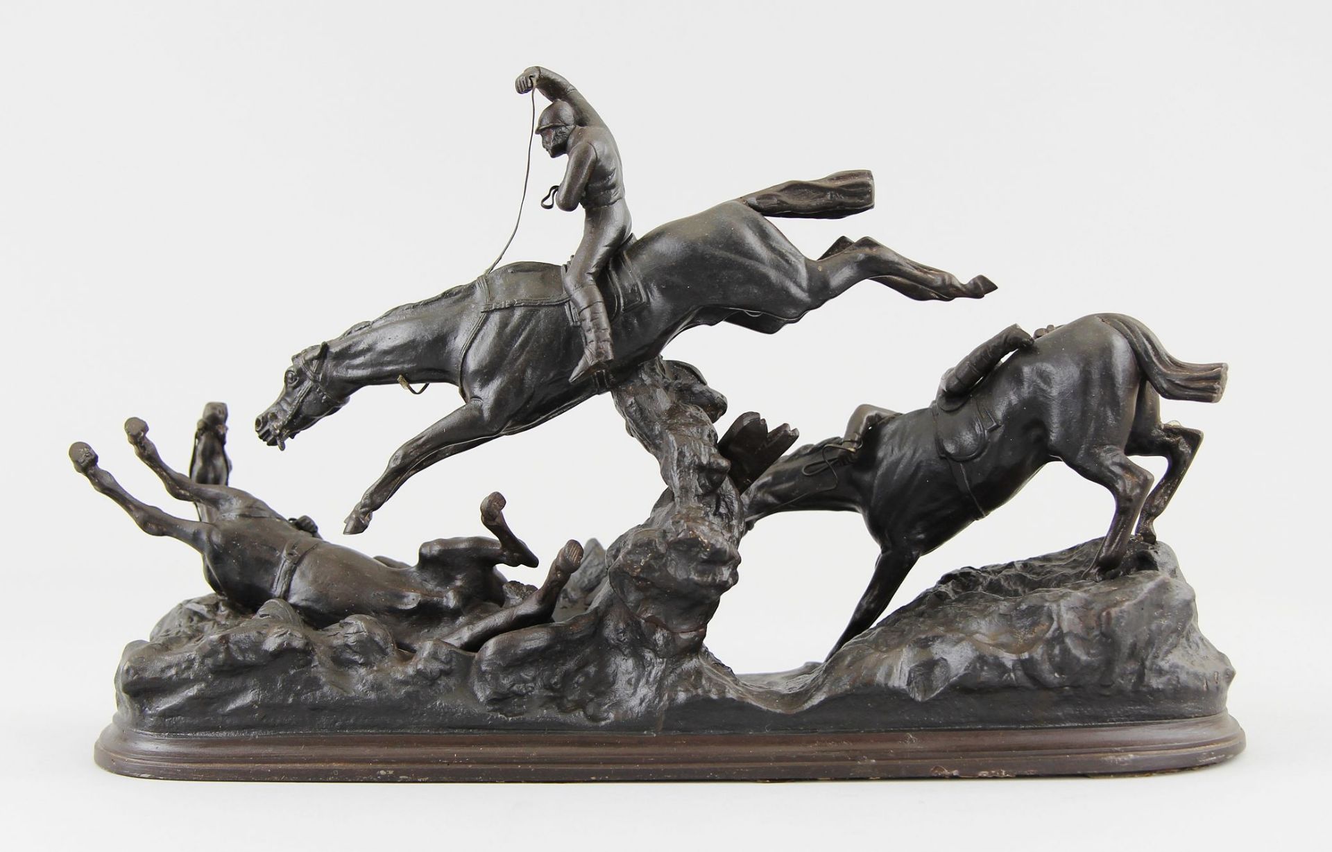 English sculptor of the 19th century Figure "Steeplechase fiasco", patinated iron cast, original - Image 2 of 7