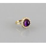 Ring 14ct. yellow gold with large amethyste and 16 small pearls, size 54, weight 7.4 gr., perfect