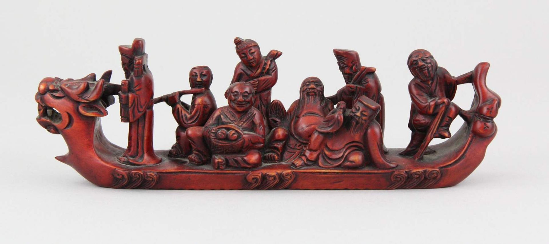 Figur "The eight immortals crossing the sea" Carved boxwood, l. 25 cm, China early 20th century, - Image 2 of 2