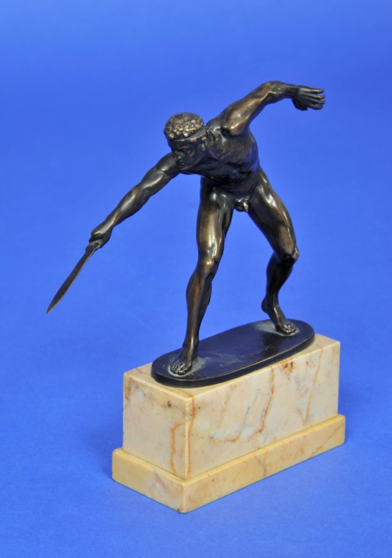 Rudolf Marcuse (1878-1929), "Schwertkämpfer", Bronze, um 1910, Höhe 22 cm, 475/140/hMindestpreis: