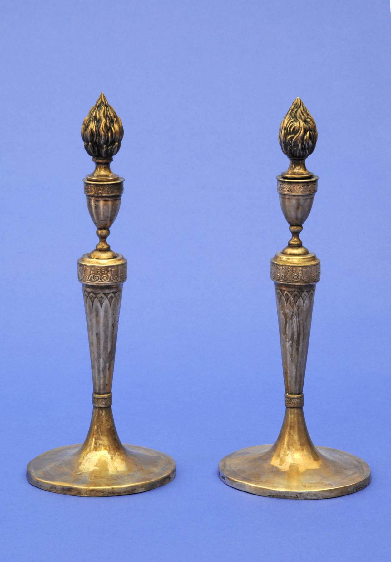 Shabbat Kerzenleuchter-Paar,Augsburg um 1770, Silber, Meisterzeichen, Höhe 31 cm, Gesamtgewicht  500