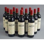12 Flaschen Château Haut-Sarpe 1995St. Emilion, Grand Cru Classé, je 75 cl, Füllstand: von Top