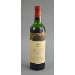 Château Mouton Rothschild 1971Pauillac, Grand Cru Classé, 75 cl, Füllstand: Mid Shoulder,