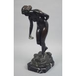 Ludwig Eisenberger (tätig 1895 - 1920)Stehender Frauenakt mit Muschel, Bronze, dunkel patiniert,