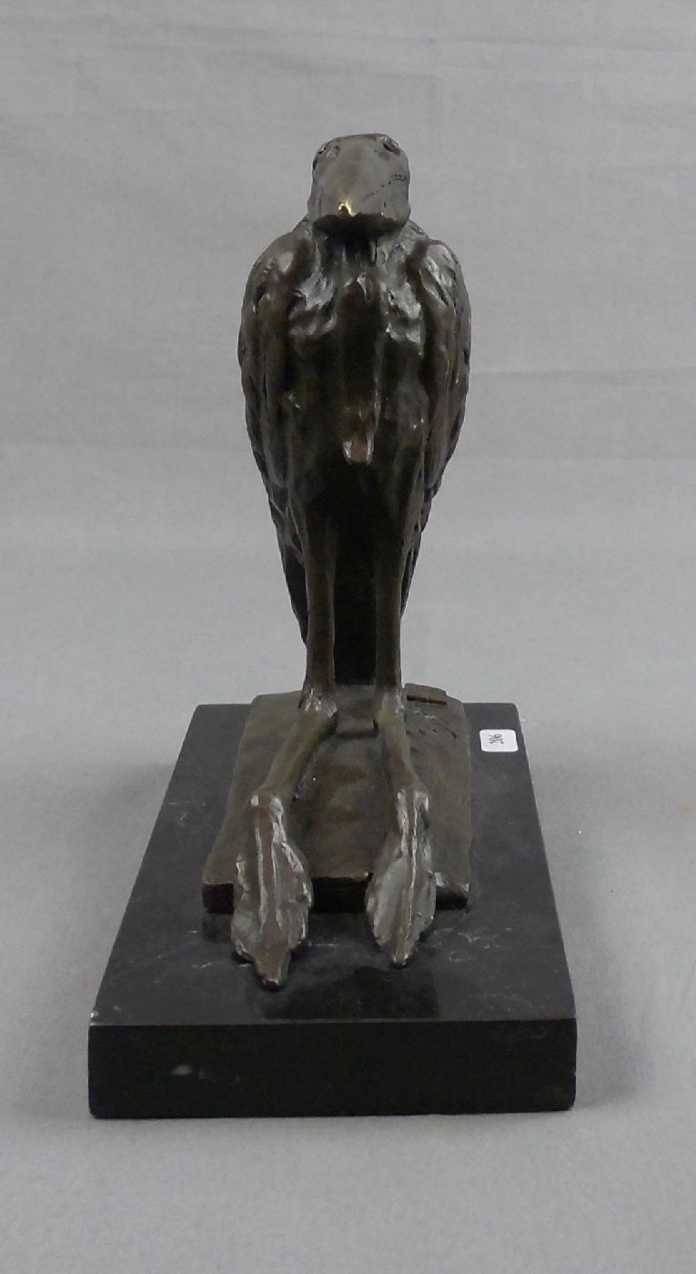 BUGATTI, REMBRANDT ANNIBALE (1884 Mailand - 1916 Paris), Skulptur: "Sitzender Marabu", Bronze auf - Image 2 of 5