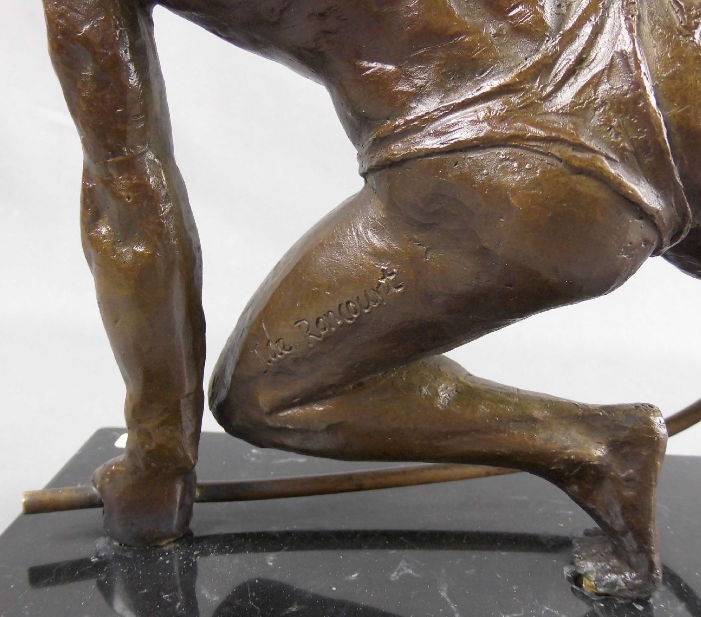 DE RONCOURT, JEAN (französischer Bildhauer des Art déco, 19./20. Jh.), Skulptur "Athlet / - Image 4 of 5