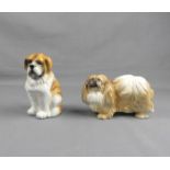 PAAR HUNDE: Bernhardiner und Pekinese, Keramik, England, 2. Hälfte 20. Jh.; naturalistisch