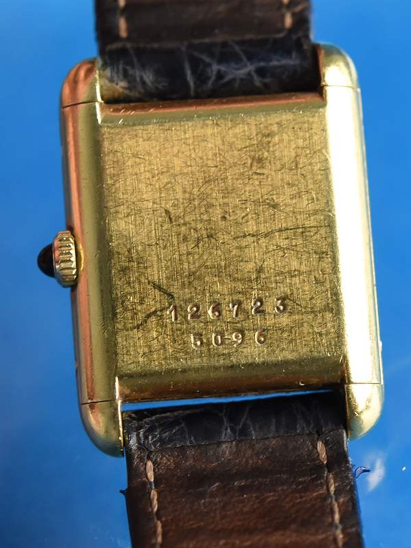 Damenarmbanduhr, bez. Chopard, Geneve, 20. Jh.750/-Gelbgoldgehäuse mit Lederarmband (deutliche - Bild 2 aus 2