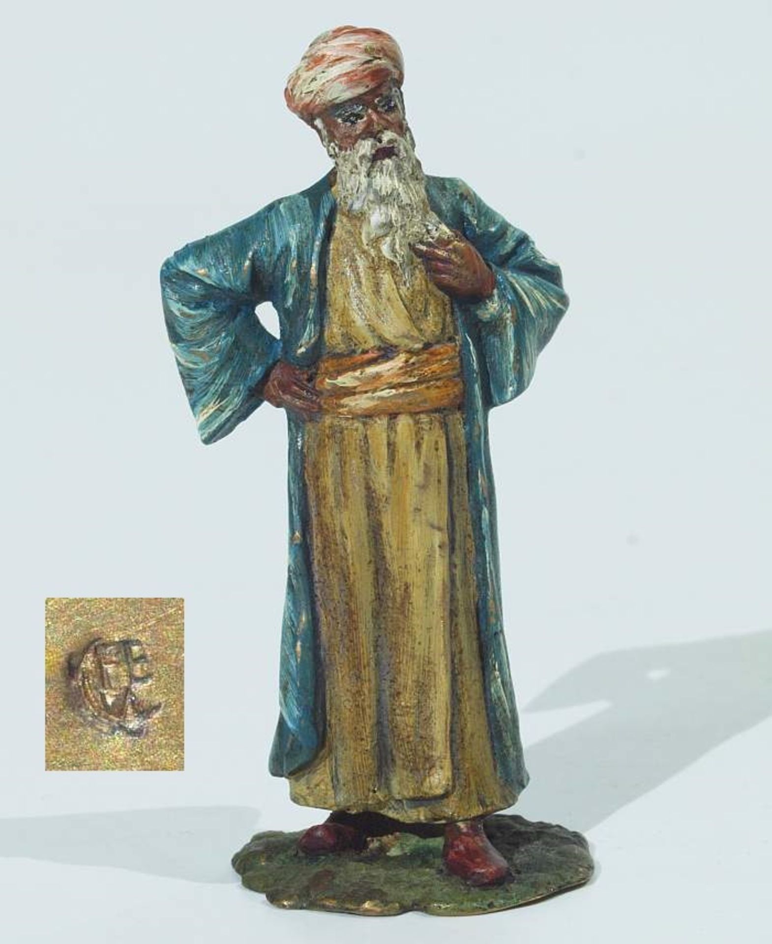 Wiener Bronze. 
Wiener Bronze. Araber, farbig staffiert, signiert "FB".  Höhe 7,5 cm.