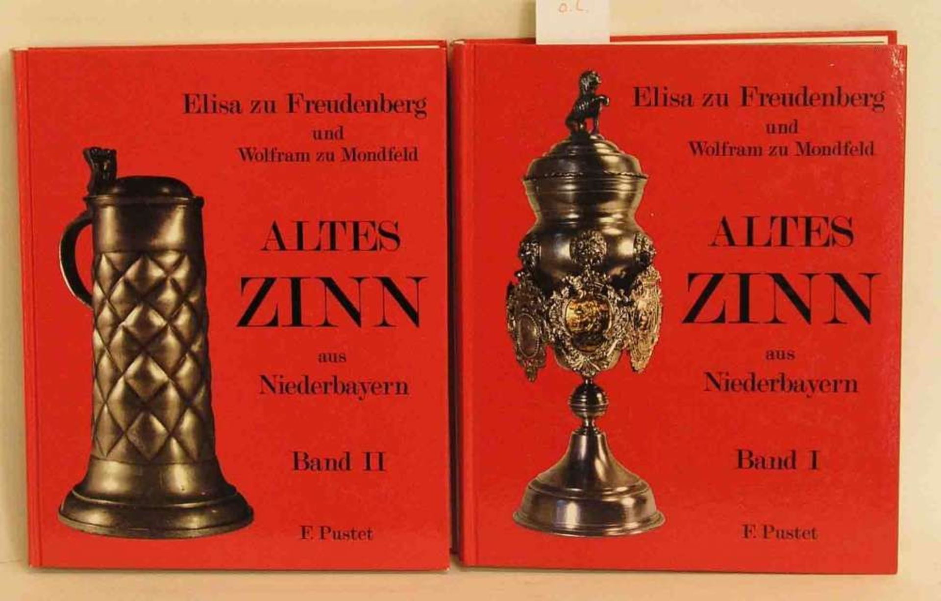 Goldschmiedekunst, zwei Bücher. Dabei zu Freudenberg, Elisa (u.a.): "Altes Zinn aus Niederbayern".