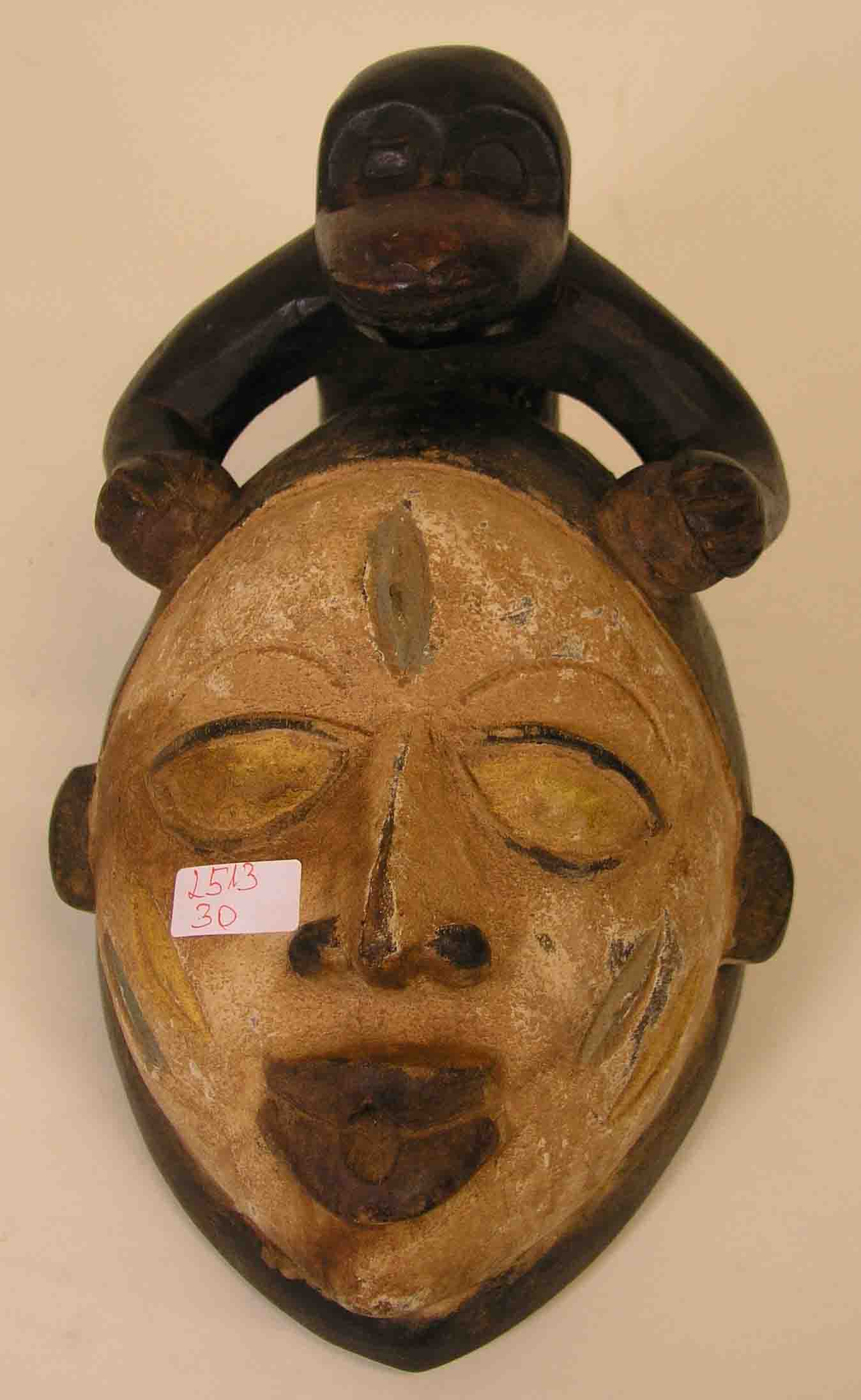 Afrika. Maske der Lumbo, Gabun. Höhe: 36cm.  Mindestpreis: 30 EUR