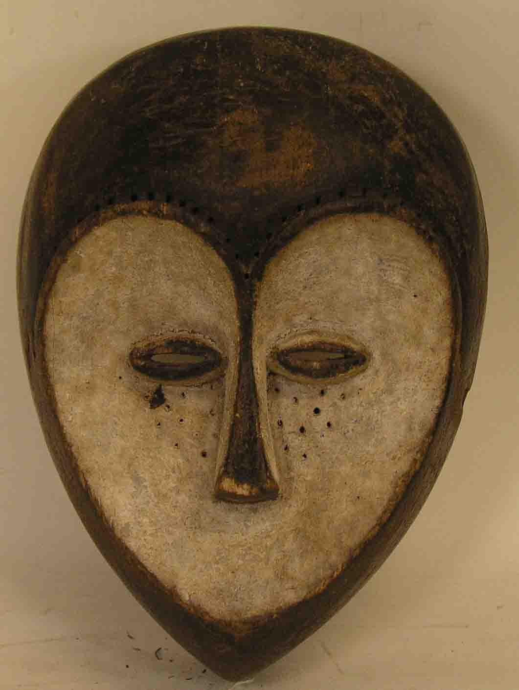 Maske Lega, Gabun, Höhe: ca. 27cm.  Mindestpreis: 350 EUR