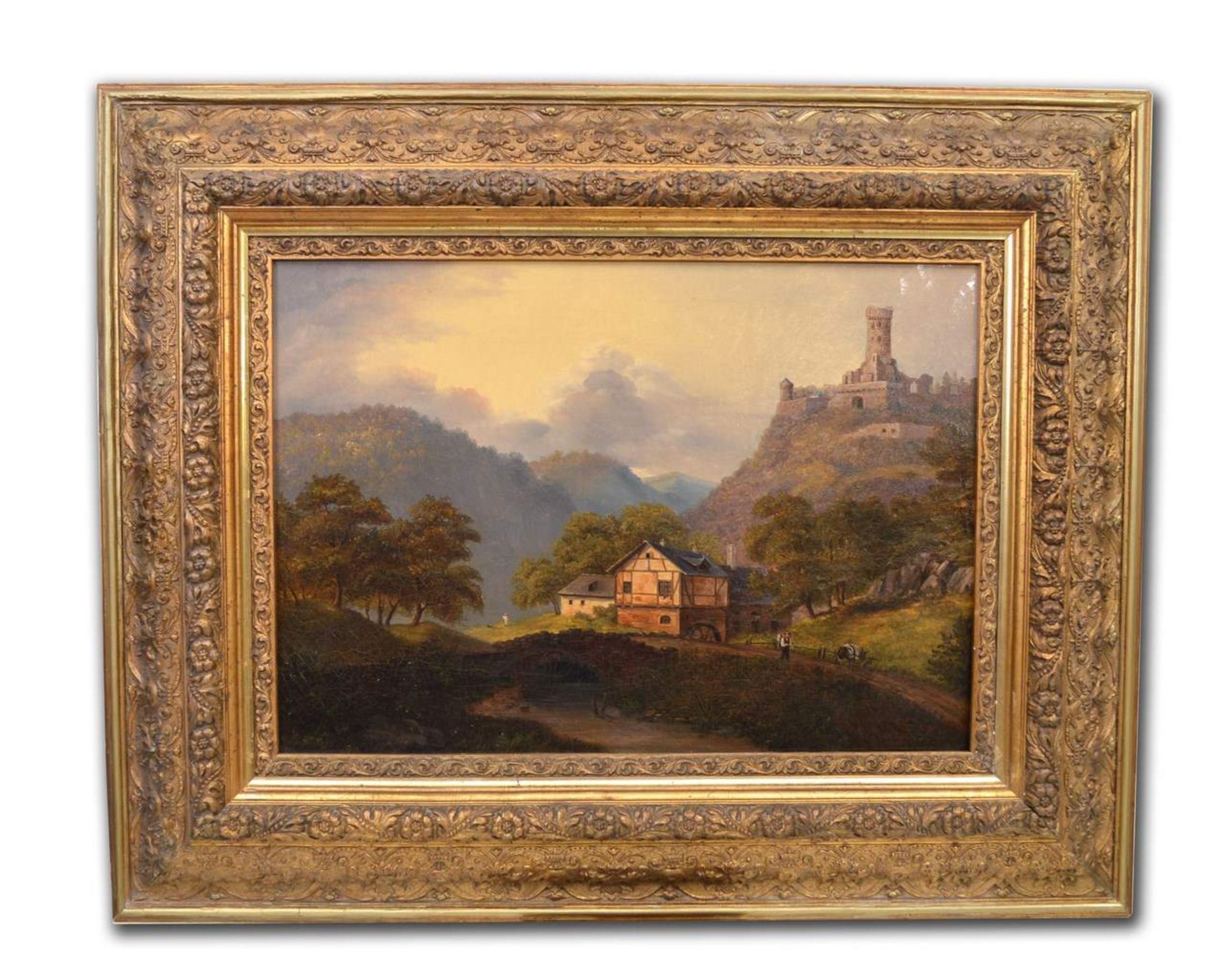 Kirchdat. 1856, Bauerngehöft mit Mühlrad, davor alte Steinbrücke, im Hintergrund Burgruine auf Berg,