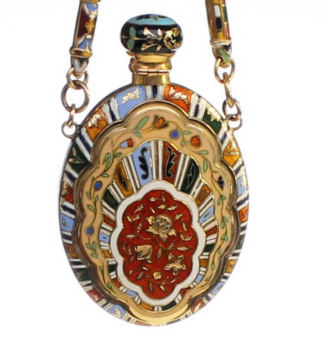 A beautiful gold & enamel scent flask, with gold and enamel chain ,and a gold finger ring. The - Image 2 of 2