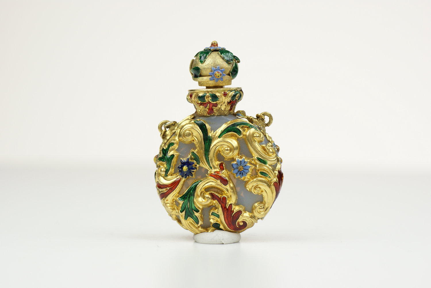 Extremely Rare miniature scent flask by A.J.Strachan The  gold and enamel stopper entwined with