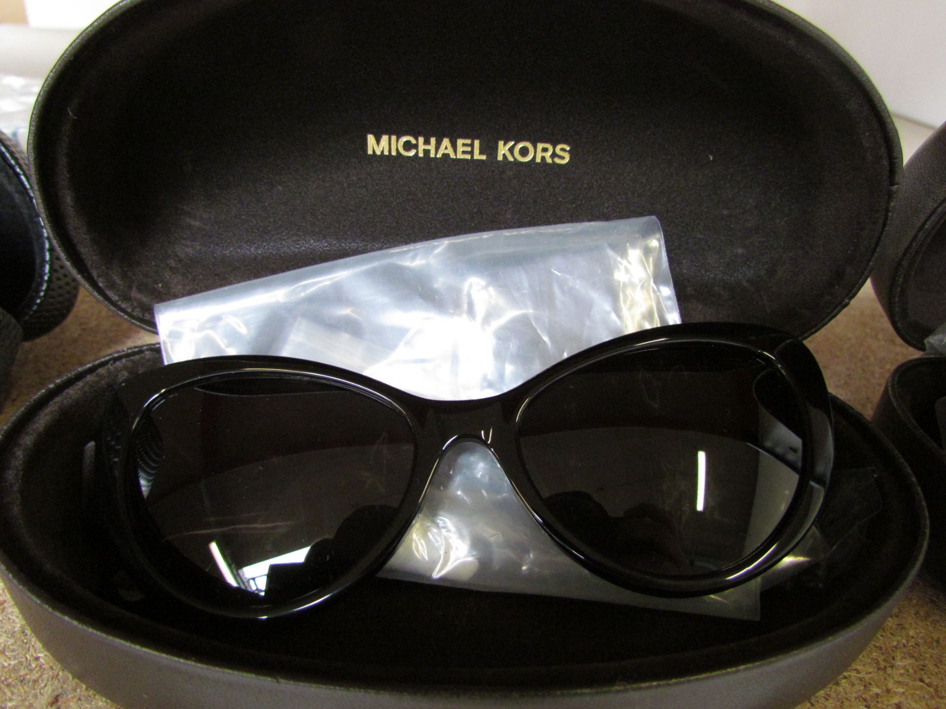 micheal kors ladies sun glasses