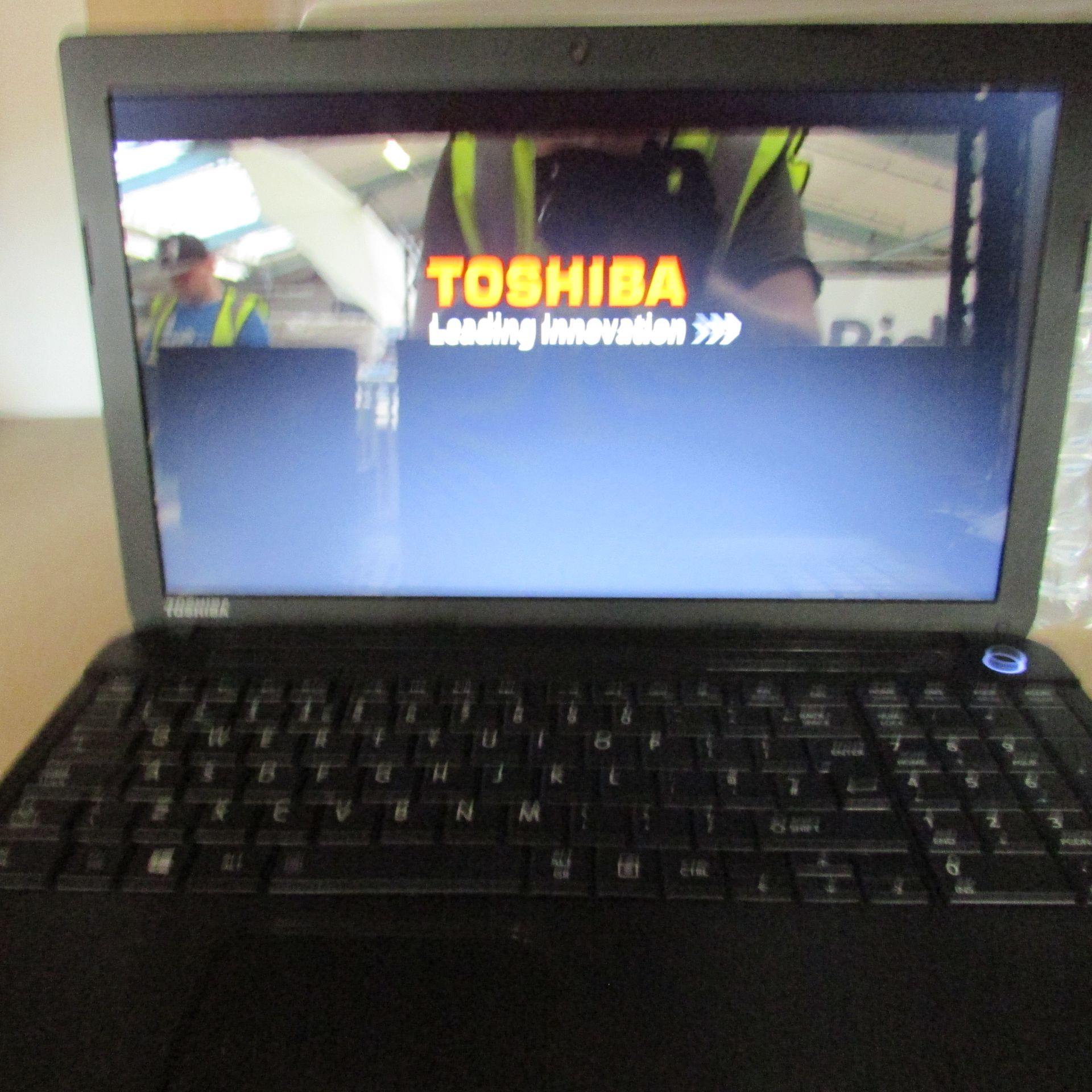 TOSHIBA SATLLITE SERISE IN BLACK LAPTOP