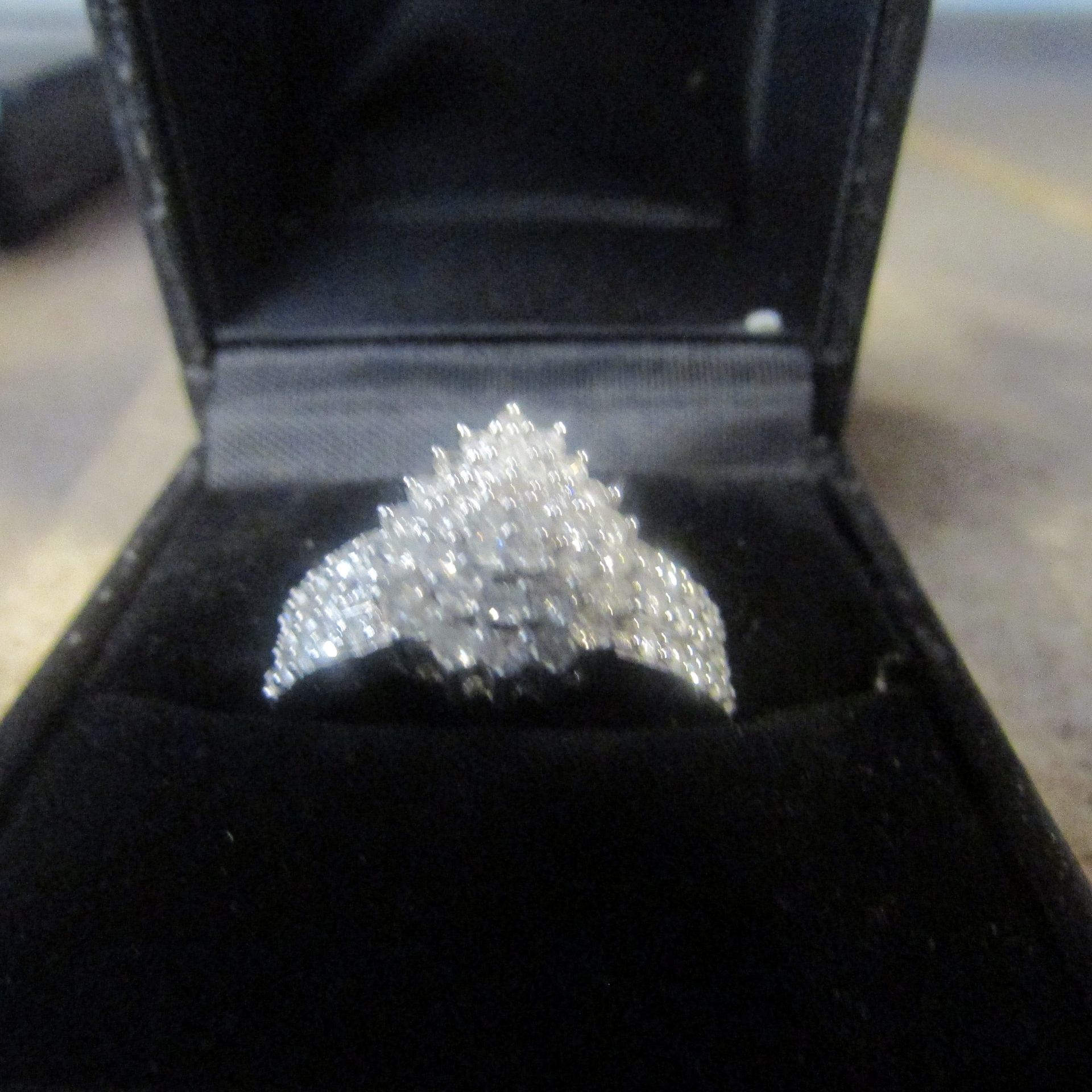 1 CARAT PEAR SHAPED SILVER RING SIZE M