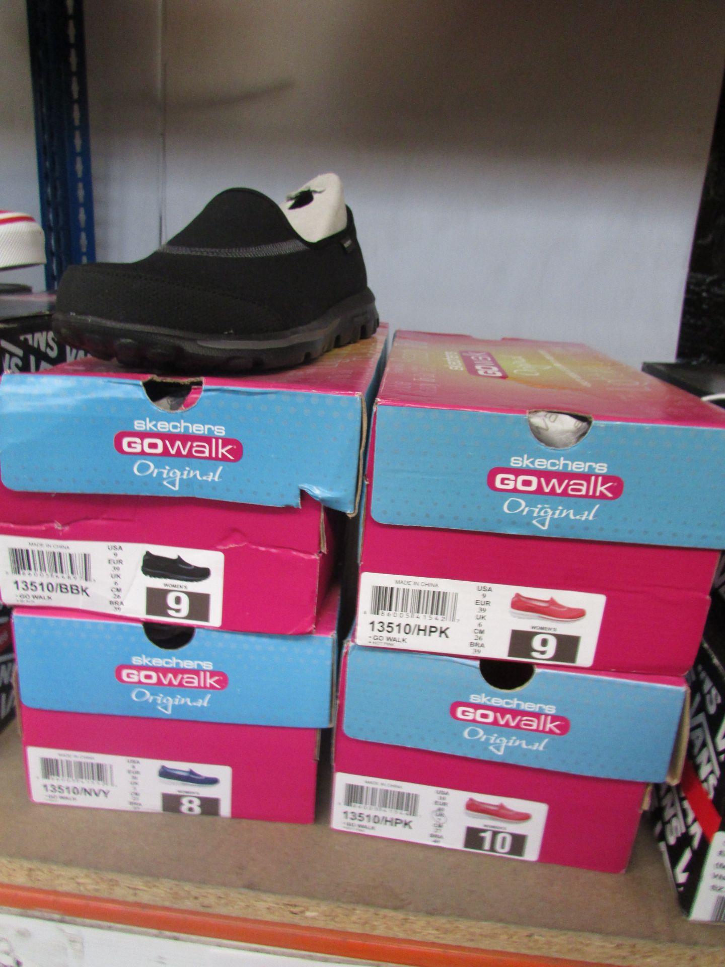 4X PAIRS OF SKETCHERS GO WALK LADIES SHOES IN SIZES 5,6,7