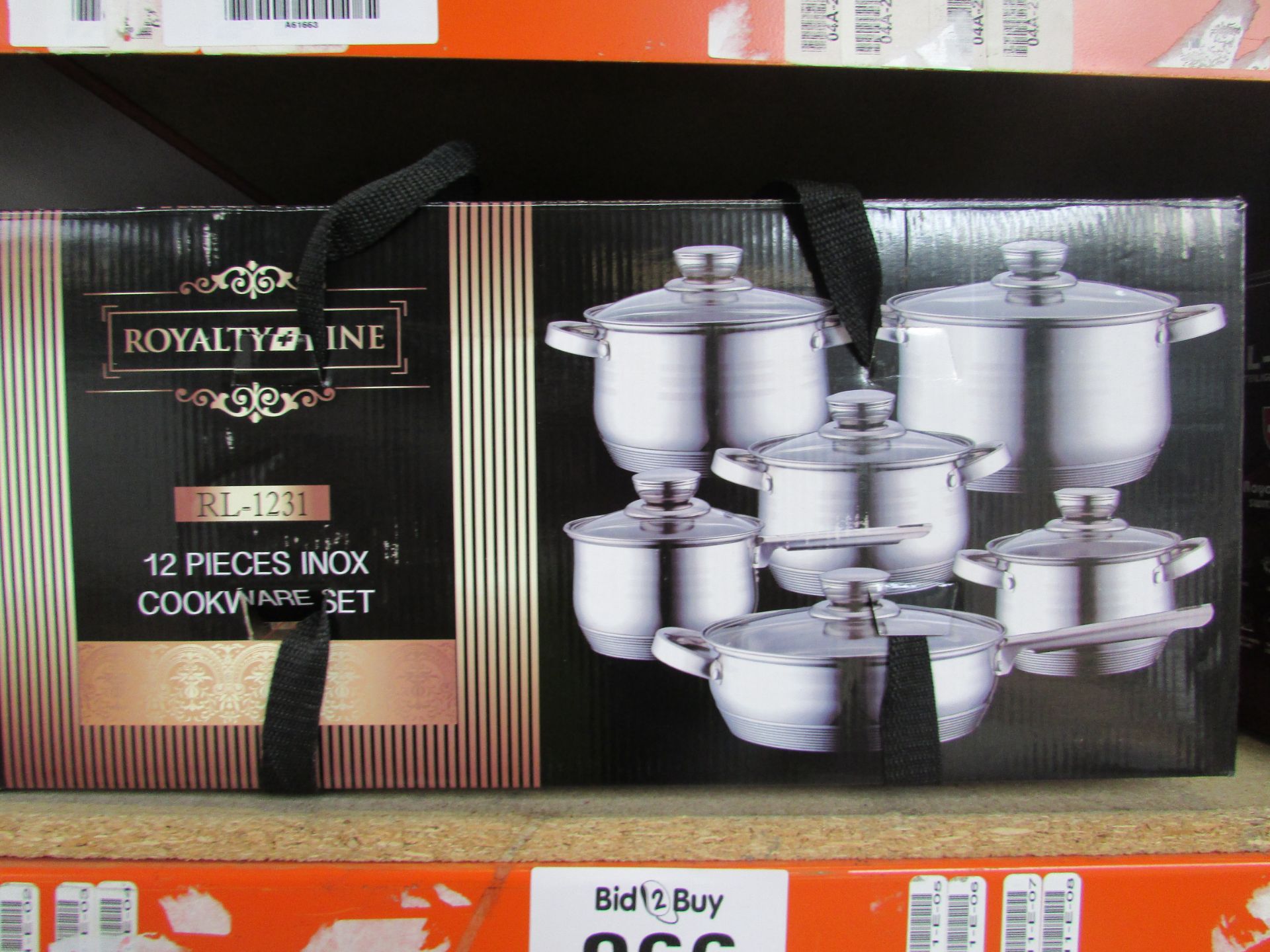 ROYALTY LINE 12 PIECE PAN SET