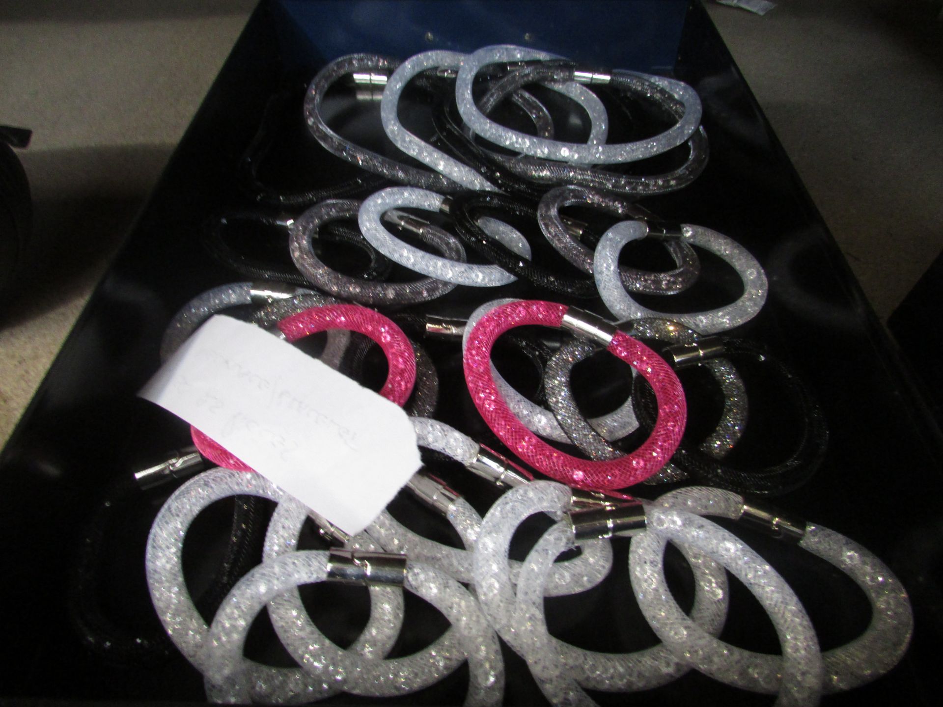 25X LADIES BRACELETS/NECKLACES