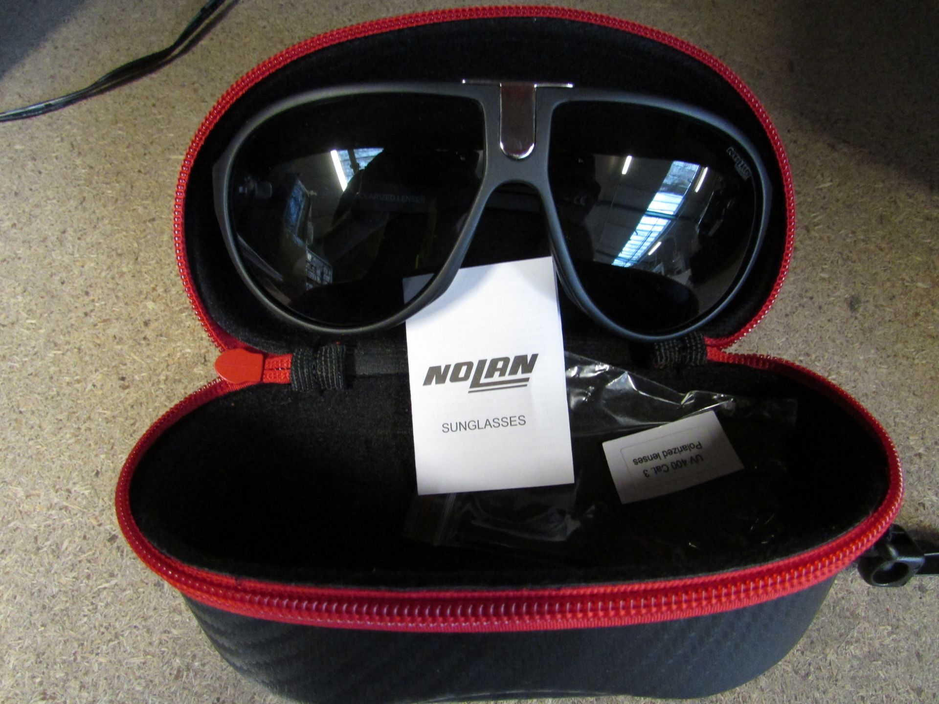 UNISEX NOLAN SUNGLASSES IN BLACK INC CARRY CASE