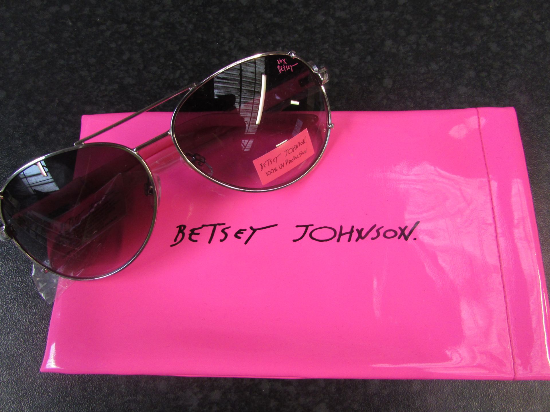 Betsey Johnson Avaitor Style Sunglasses