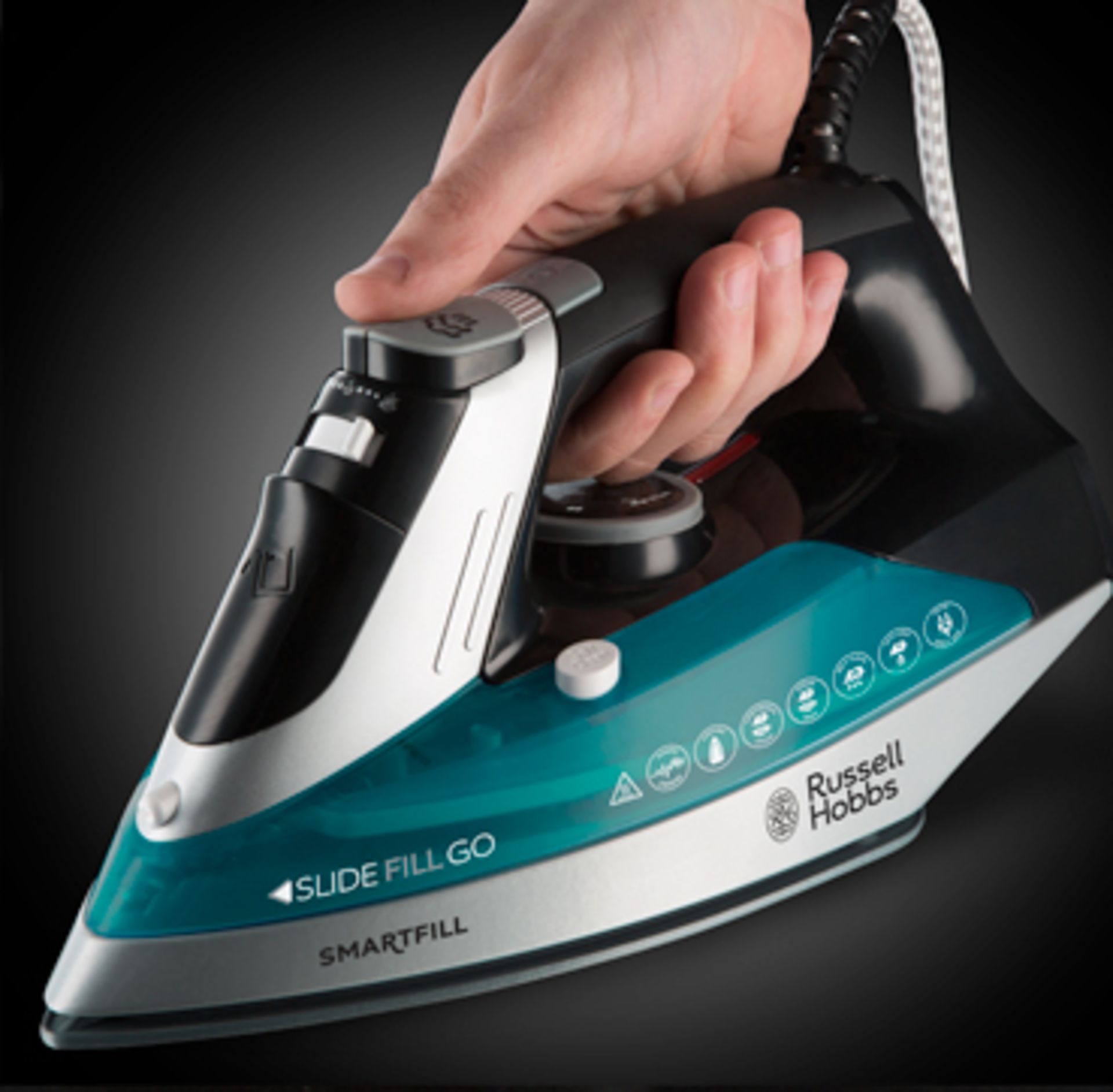 7 x Russell Hobbs Irons (Sku: 21261)