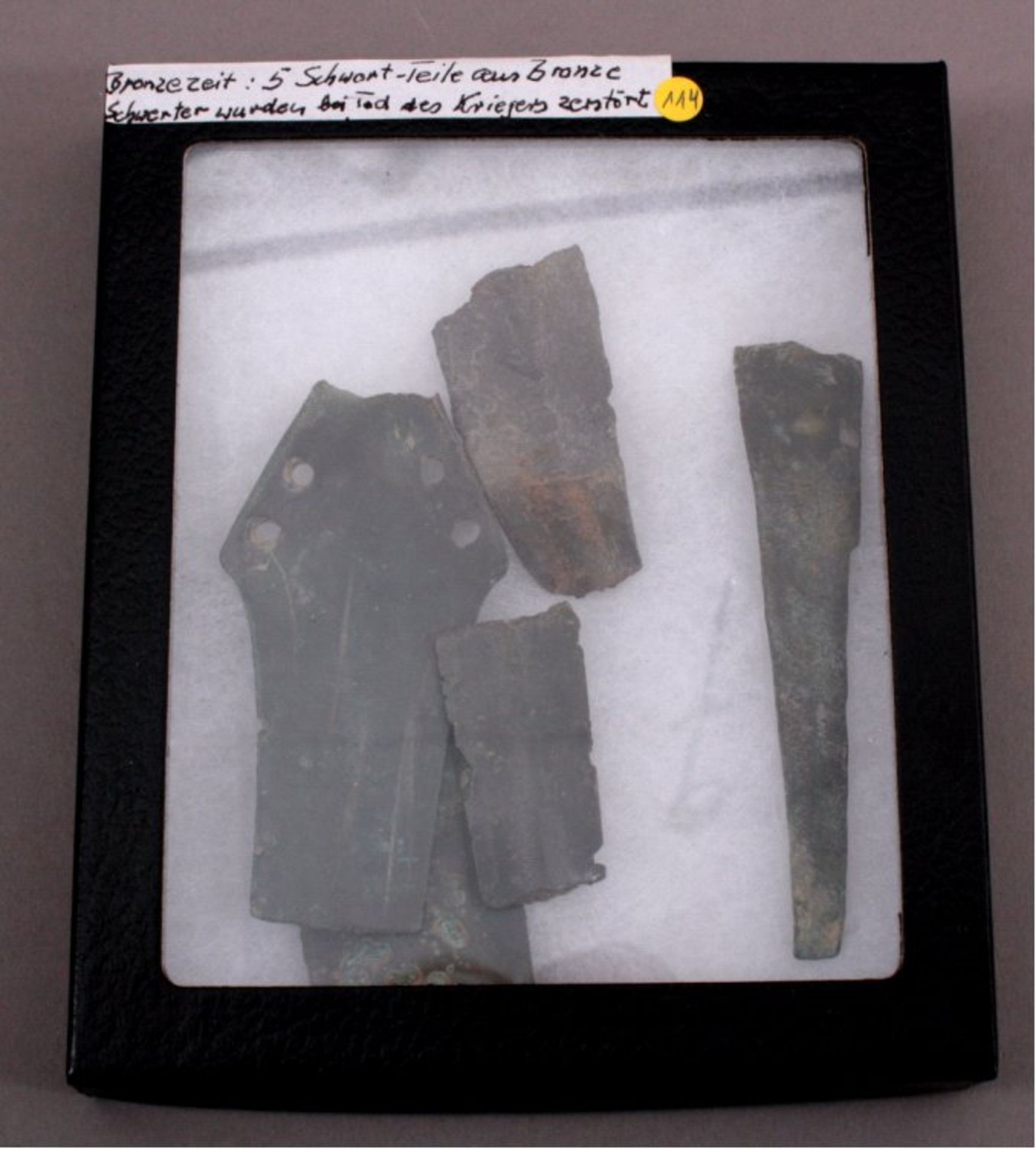 Bronzezeit, 5 Schwertteile aus BronzeSchwerter wurden bei Tod des Kriegers zerstört, ca. L-3,5bis
