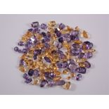 Amethyst und Citrin, verschieden geschliffenca. 93,3g = 466 ct. L-8 bis 16 mmMindestpreis: 200 EUR